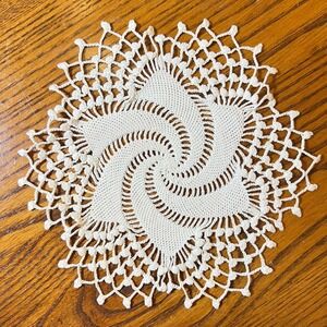 Handmade Crochet Doily Home Decor Spiral Pinwheel Lace Vtg Grandmacore Cottage